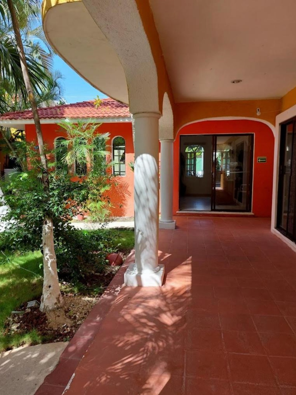 HOTEL ACUARIO